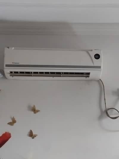 Dawlance ac in good condition