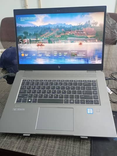 HP Zbook 15 g5 i7-9th gen 16gb Ram 256 SSD