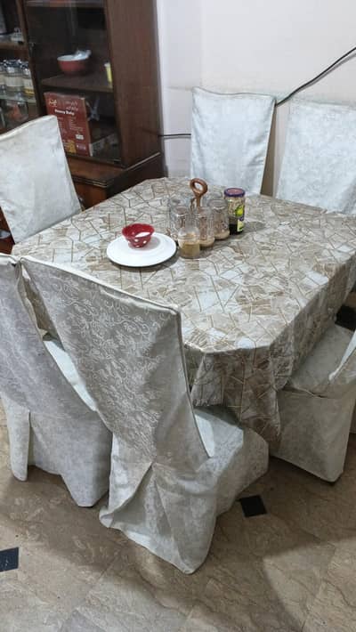 glass top dinning table