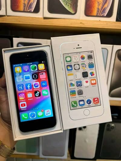 iPhone 5S 64GB my WhatsApp number03485836842
