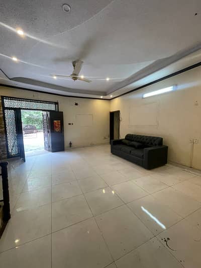 900Square Feet Shop Link MM Alam Road Gulberg For Rent