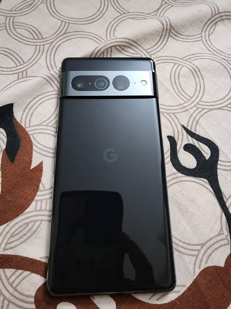 google pixel 7pro 12/128 3