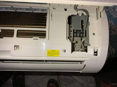 Gree 1.5 ton Inverter