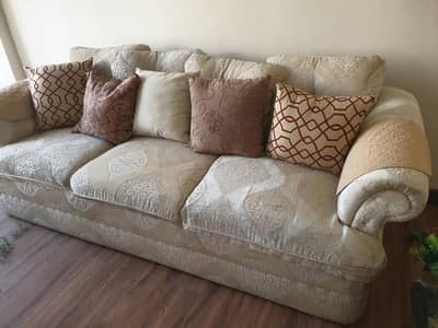 Branded 7 Seater Sofa new condition