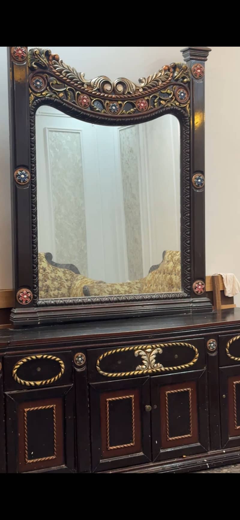 King size bed & dressing table 2