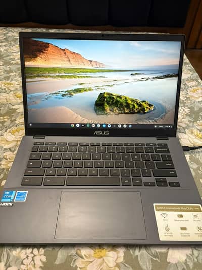 Asus chromebook plus cx34 with original box bought from bestbuy US