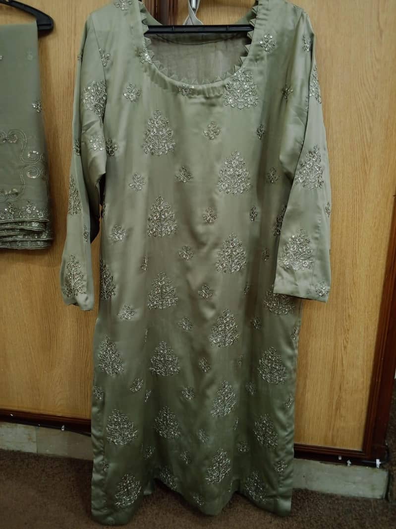 Chiffon suits 2