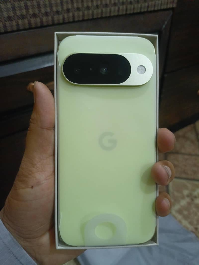 Google Pixel 10 1