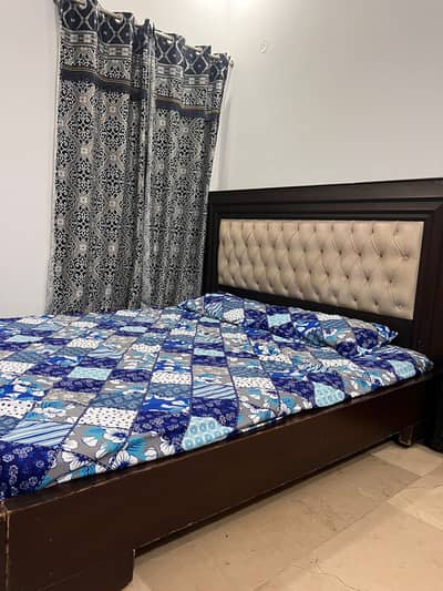 King size Bed set with dressing table