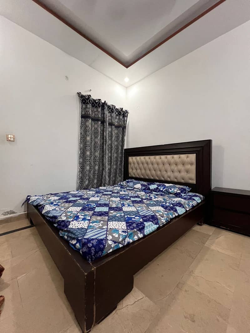 King size Bed set with dressing table 4
