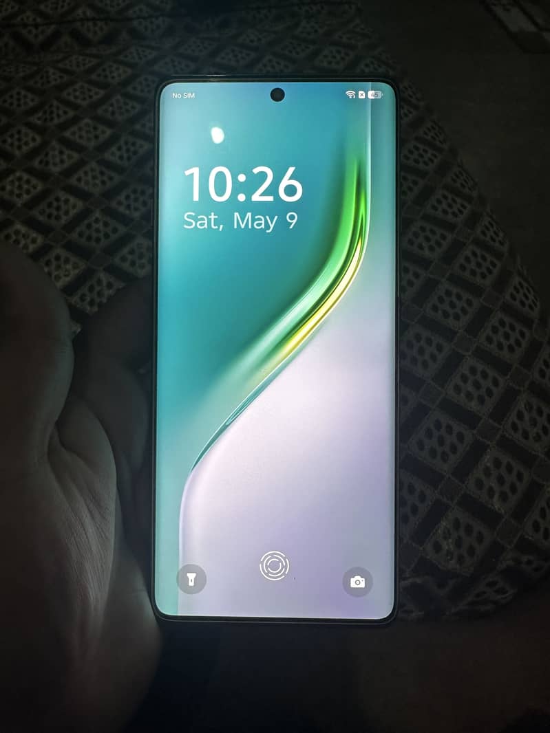 Tecno camon 40 pro 1