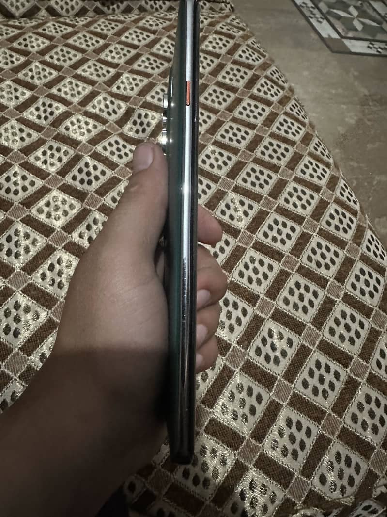 Tecno camon 40 pro 3