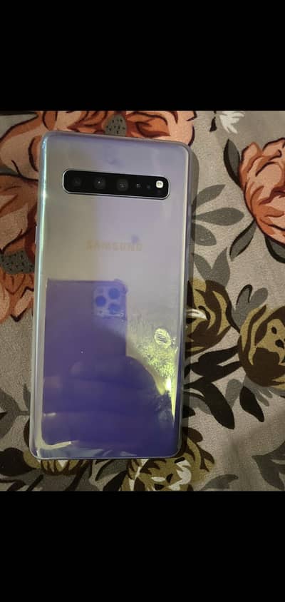 samsung s10 5g 8gb ram 256 storage minor back damage