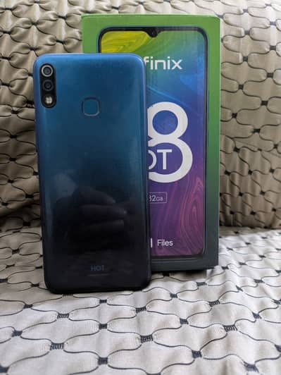 Infinix Hot 8 Lite