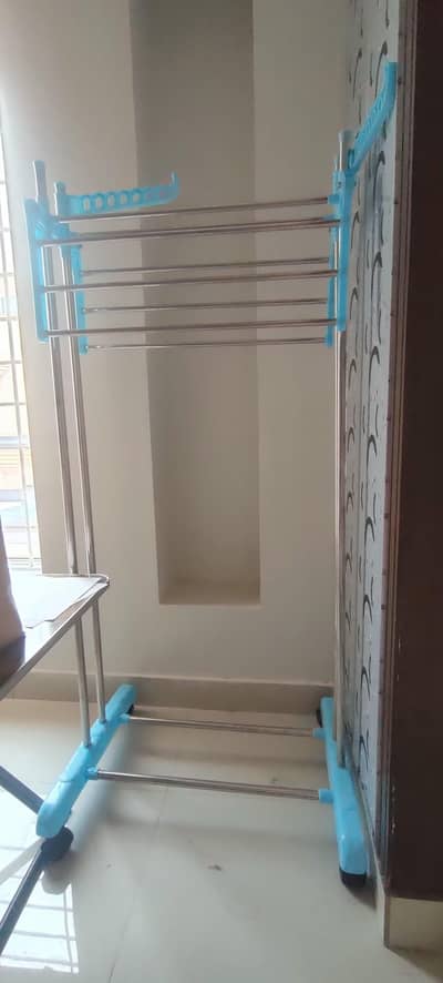 clothing stand 4.5 feet