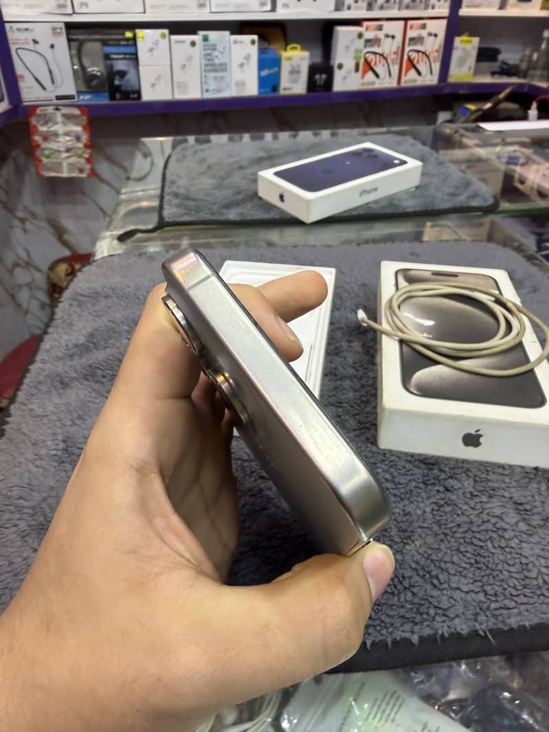 Iphone 15 Pro Max 1