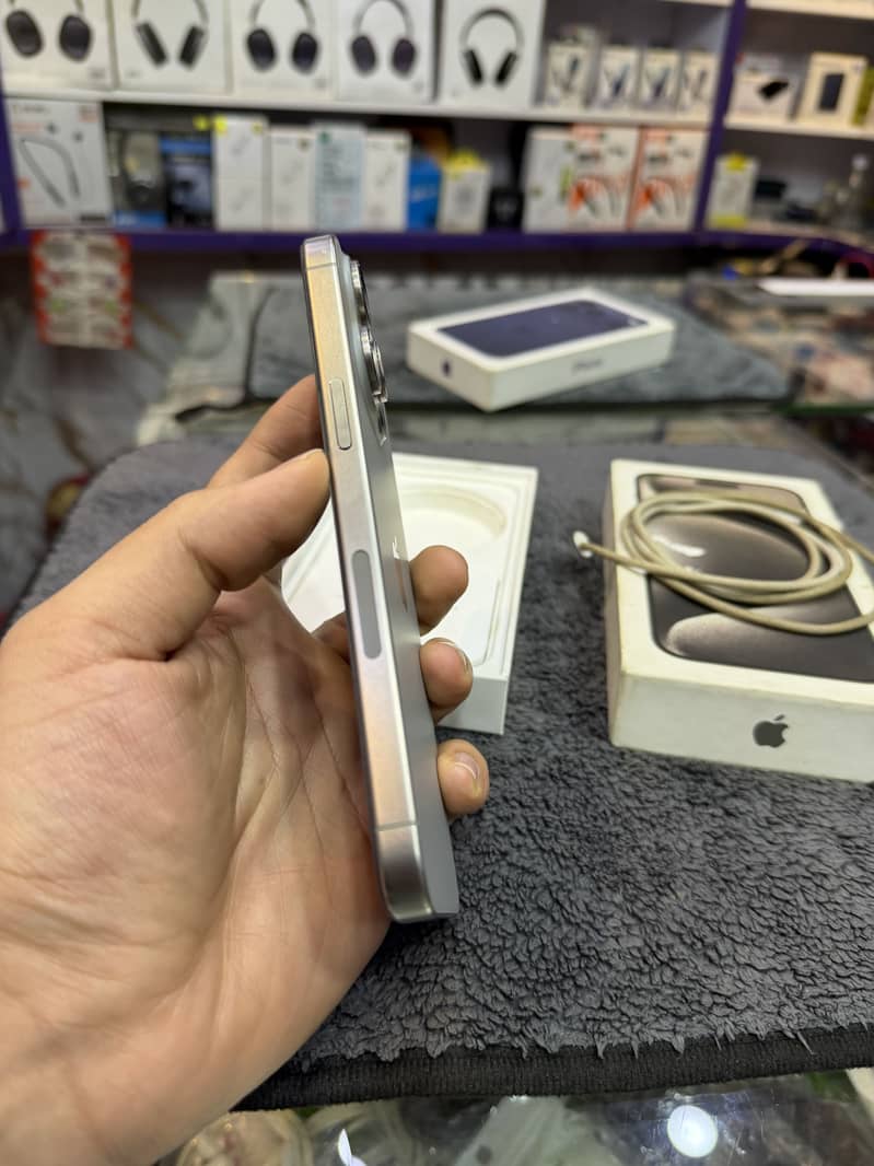 Iphone 15 Pro Max 7