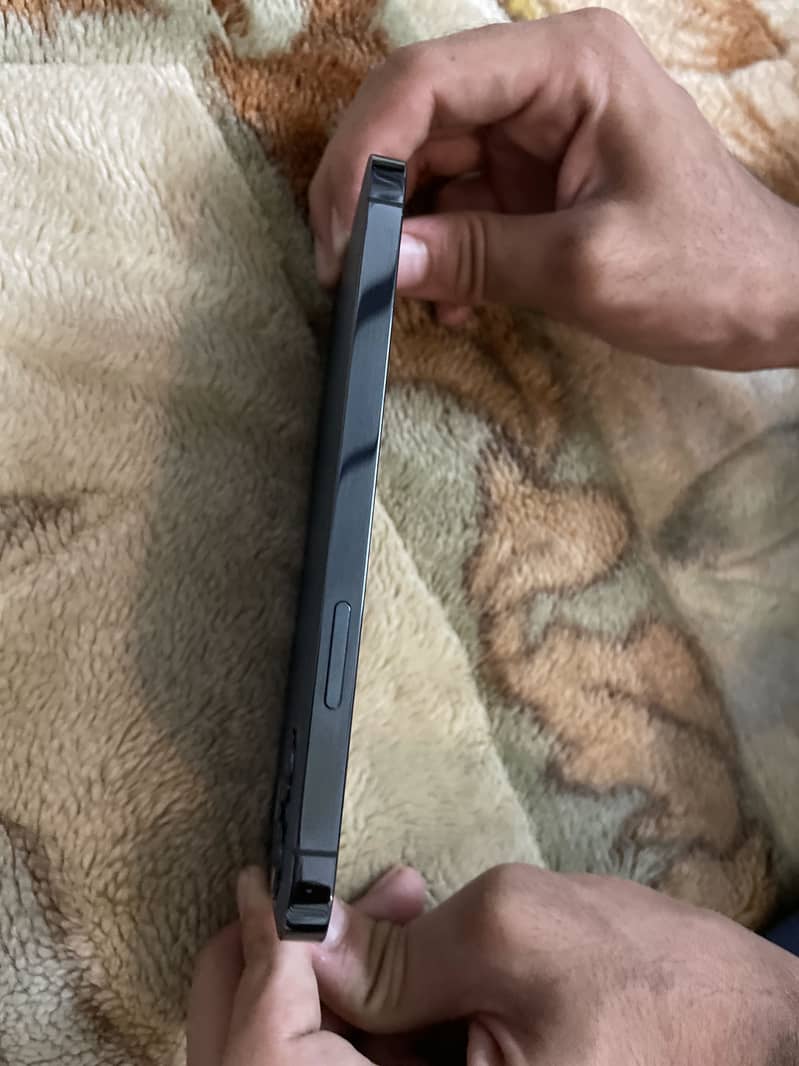 IPHONE 12 PRO 2