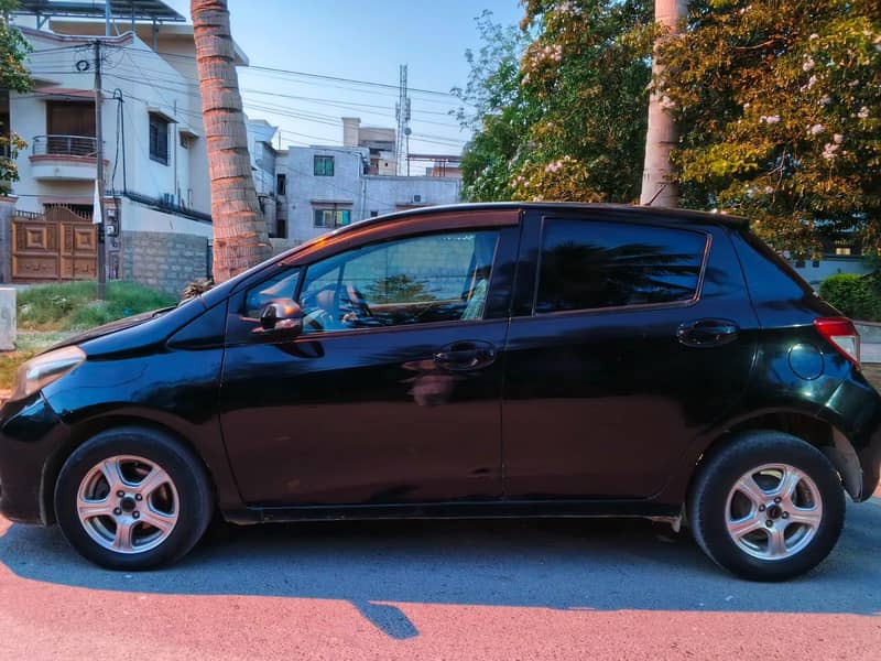 Vitz full option 2