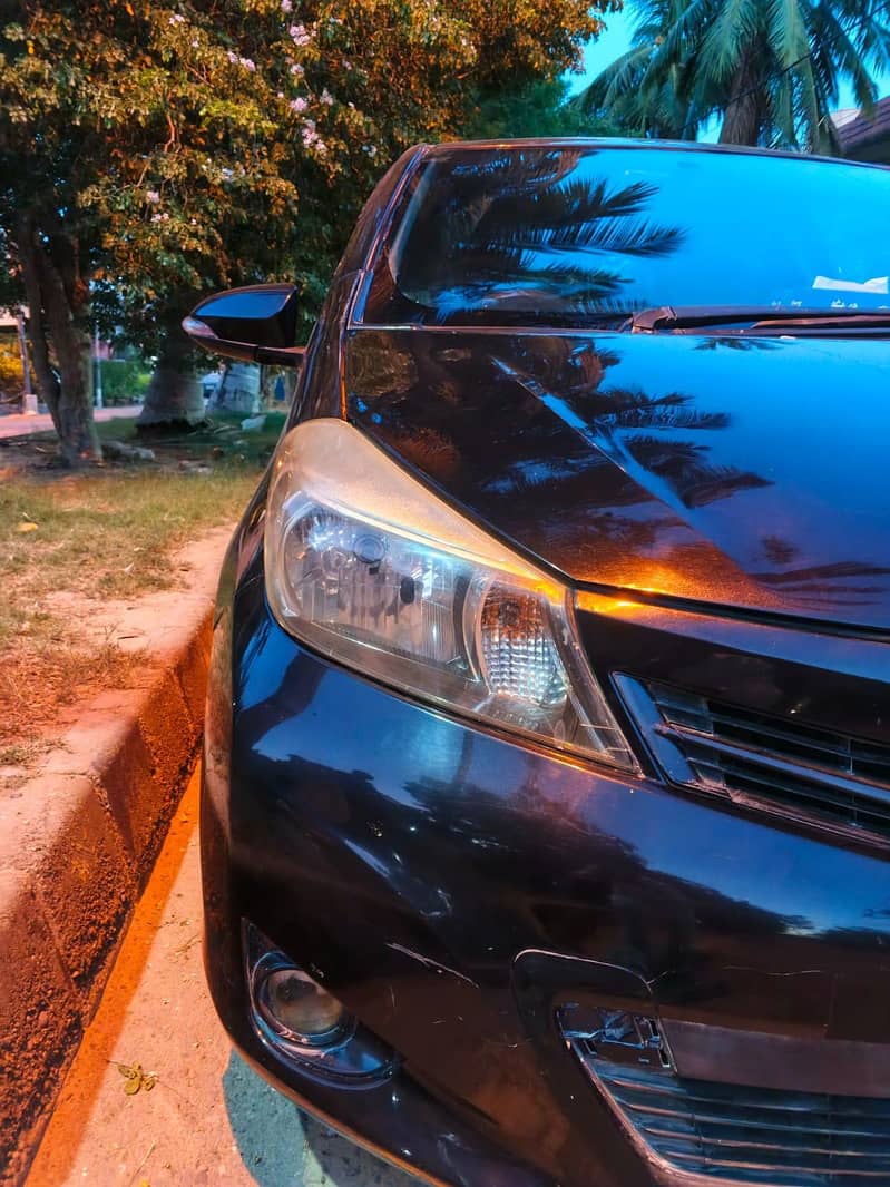 Vitz full option 5