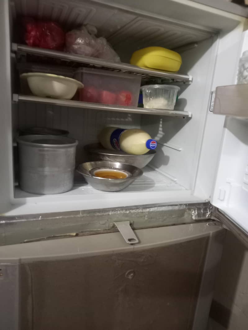 Dawlance fridge 1