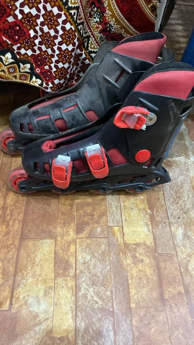 Skating shoes