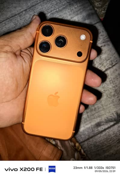 iphone 17 pro unlock 4 month sim time 100% original 256Gb