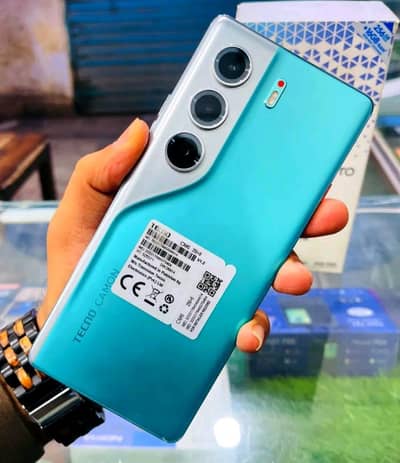 tecno comon 40 Pro 8 GB ram 256 GB memory