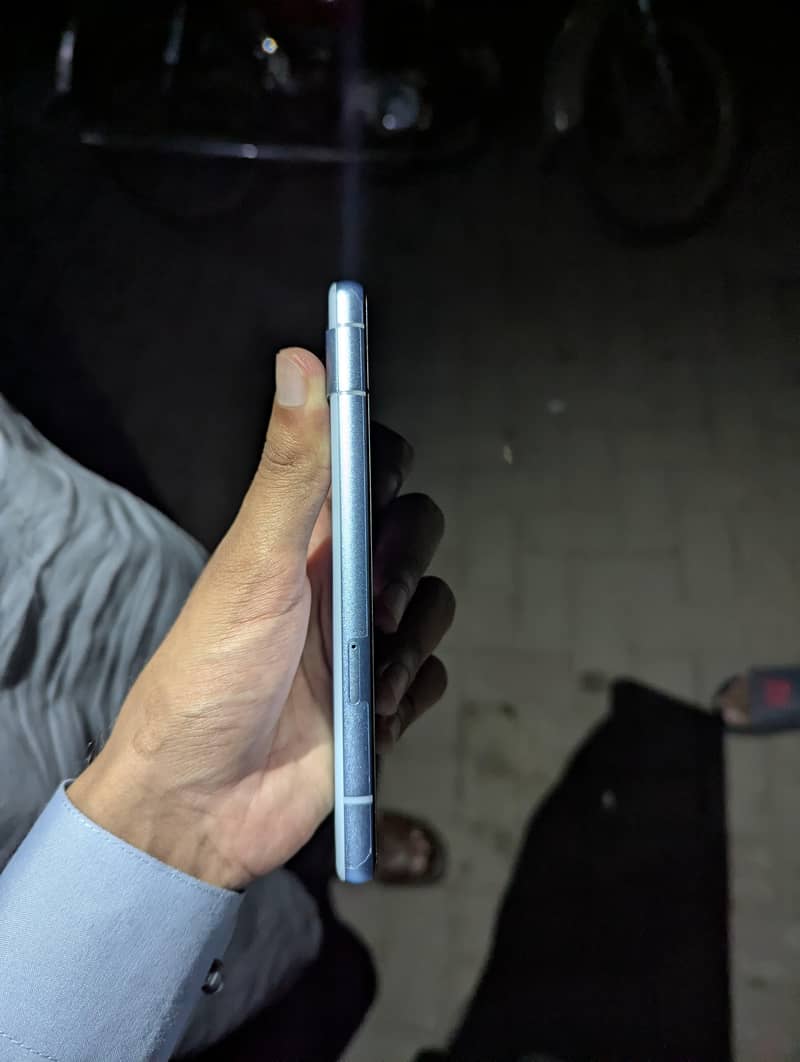 Pixel 7a 5