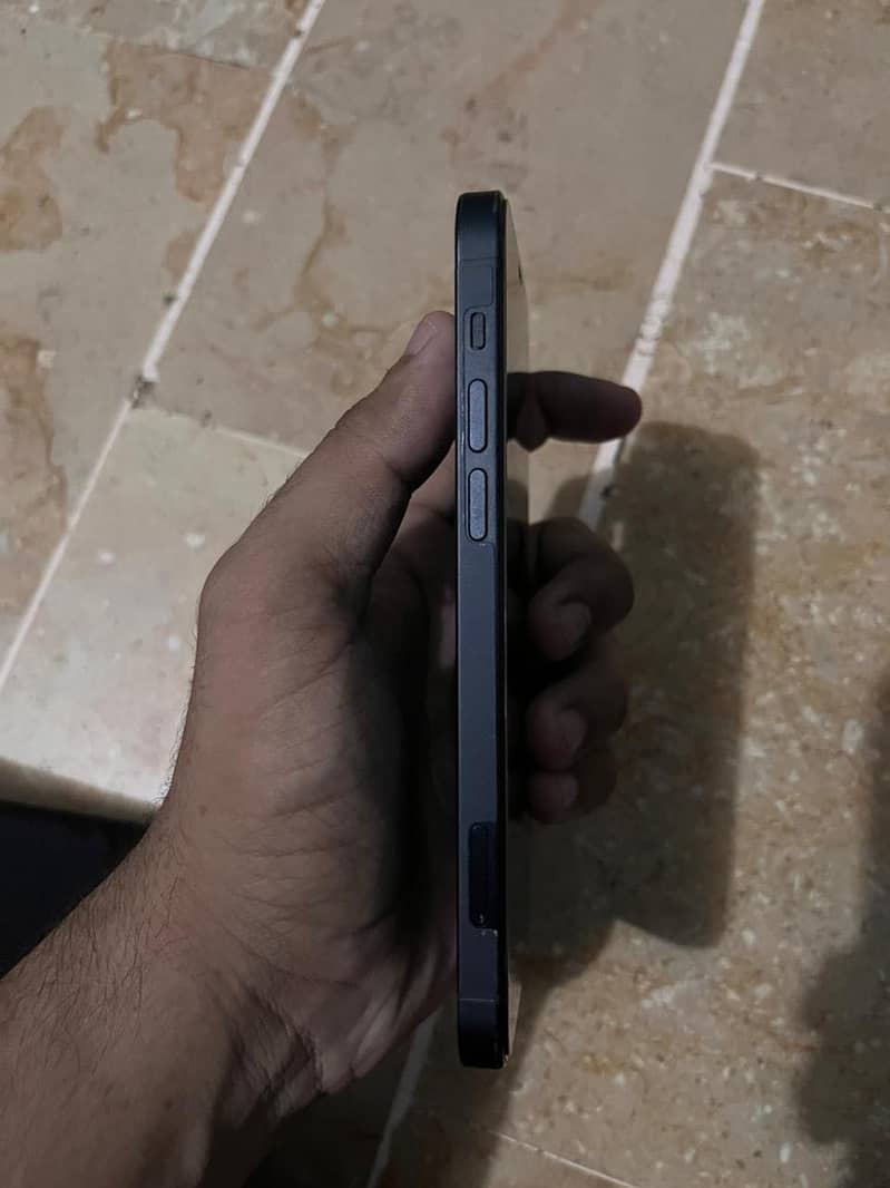 IPhone 12 2