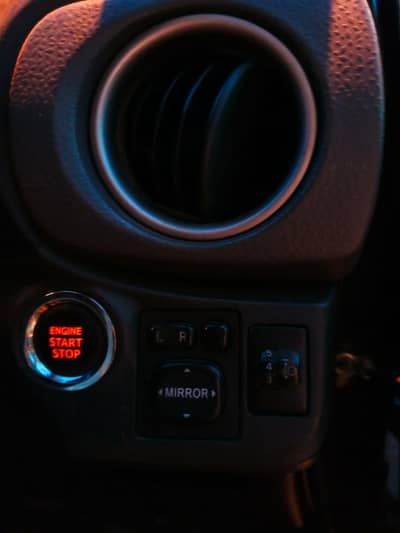 Vitz full option