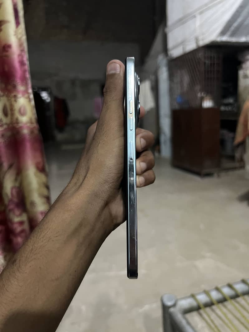 Techno spark 30 pro 0