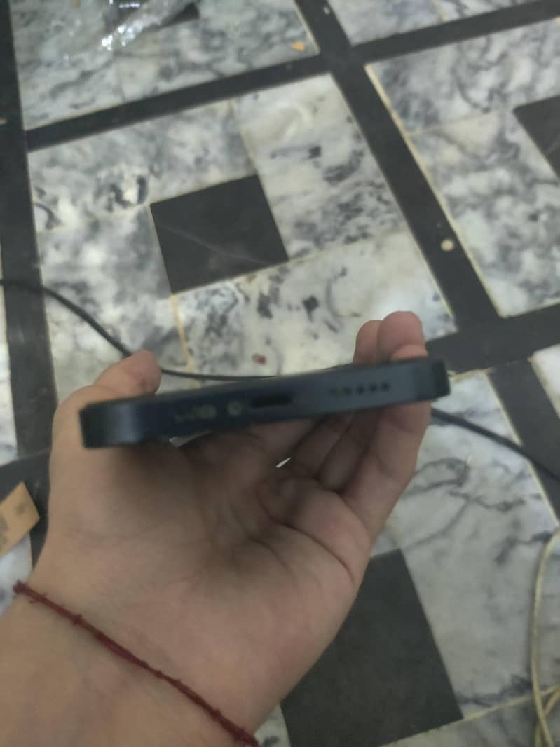 iphone13 jv 0