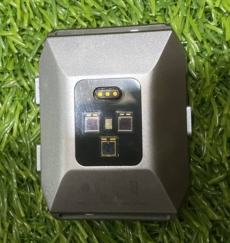 Fitbit Ionic 6