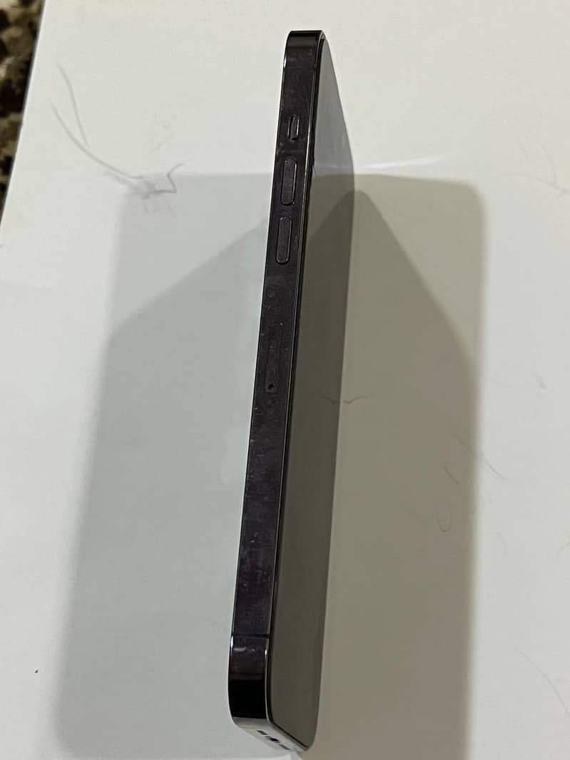 Iphone 14 pro max 2