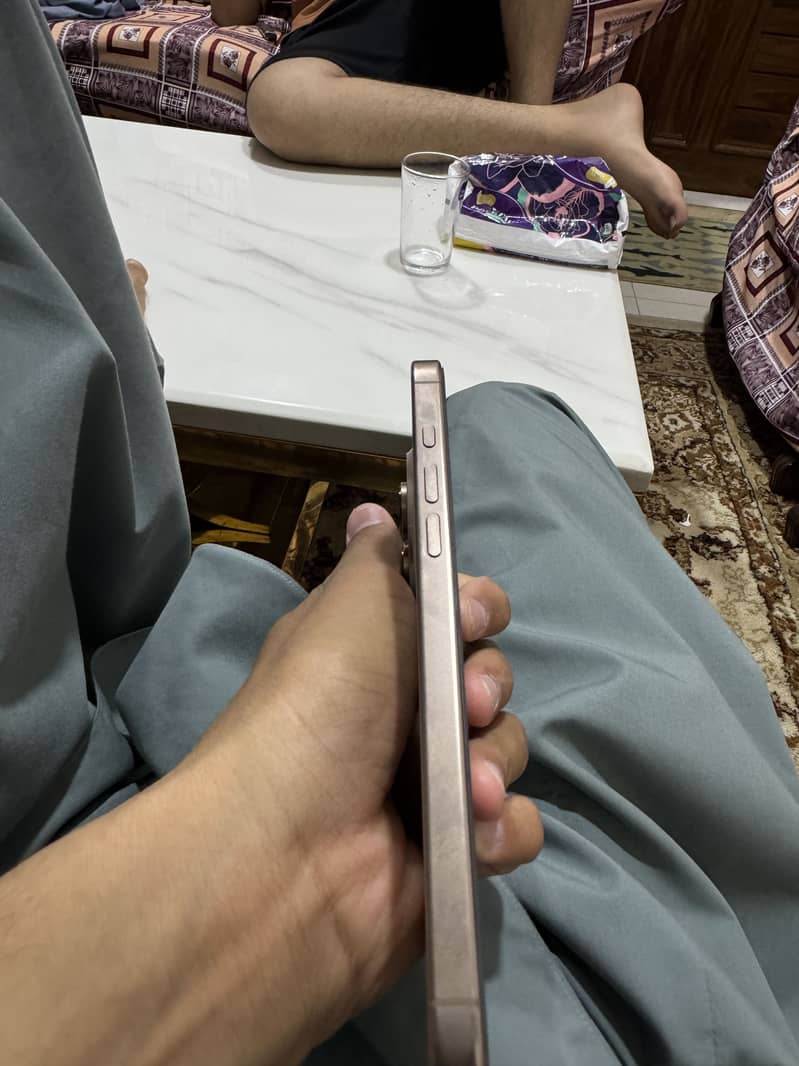 iPhone 16 pro max 2