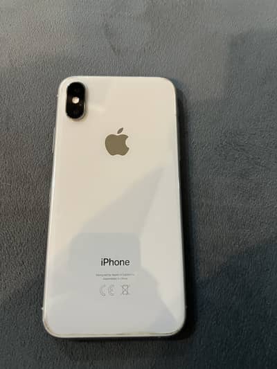iPhone XS approved 64 gb with box