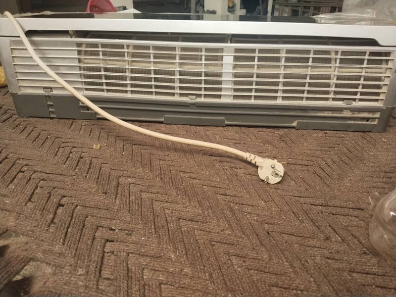 second hand AC 0