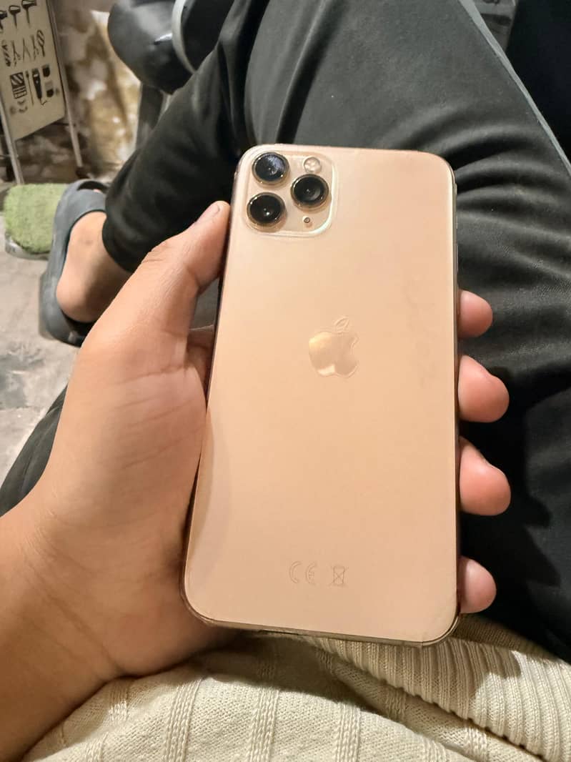 iPhone 11 Pro 1