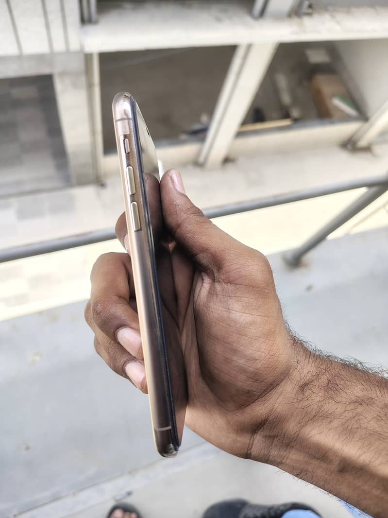 IPhone 11pro 5