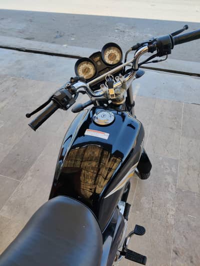 Yamaha YB125Z
