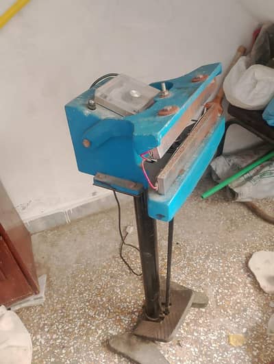 paddle sealer , full working , good condition.