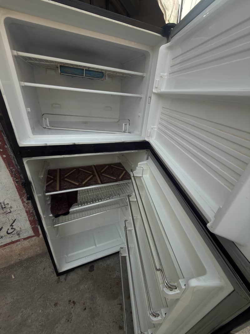 Fridge 4