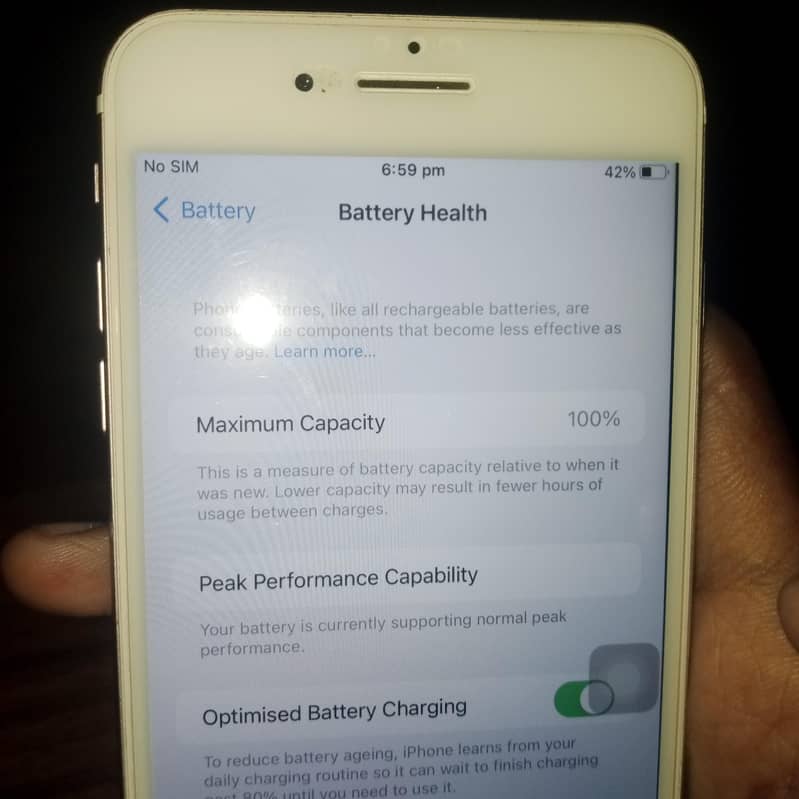iphone 7 plus 8/10 condition 5