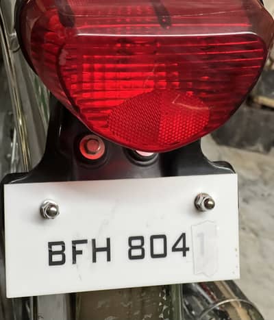 Cd 70 2026 model all ganiune saman available 804.1 number  expensive