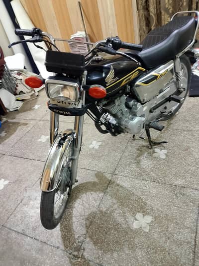 HONDA CG 125 SPECIAL EDITION