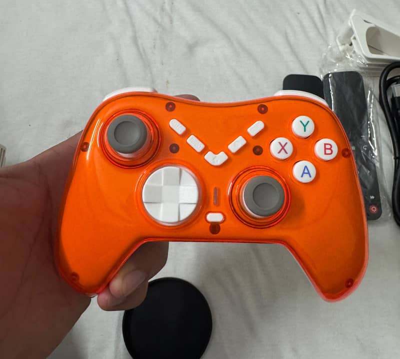 LED Projector & Mobile Gaming Controller 3