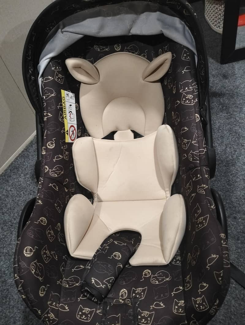 Baby cot 0