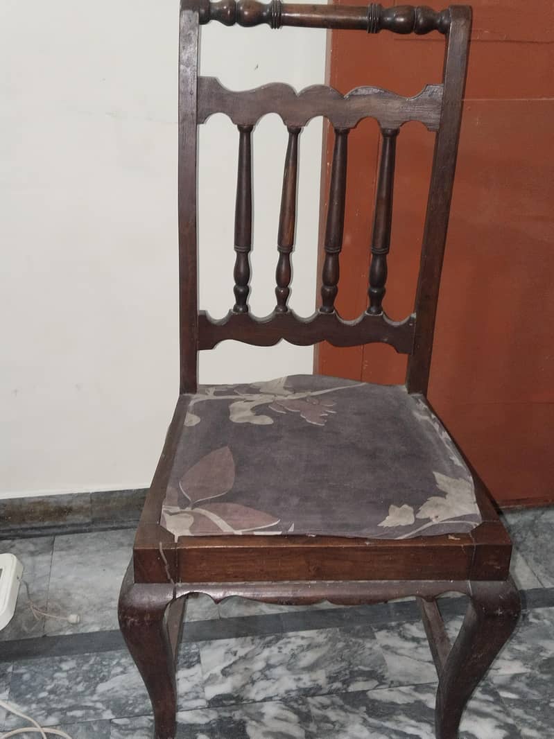 dining table and chairs 4