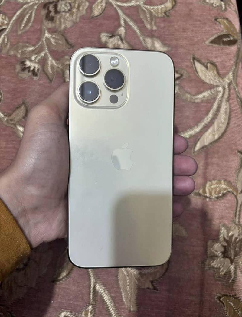 Iphone 14pro max 4